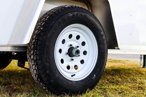 Small White Enclosed Trailer - Image 21