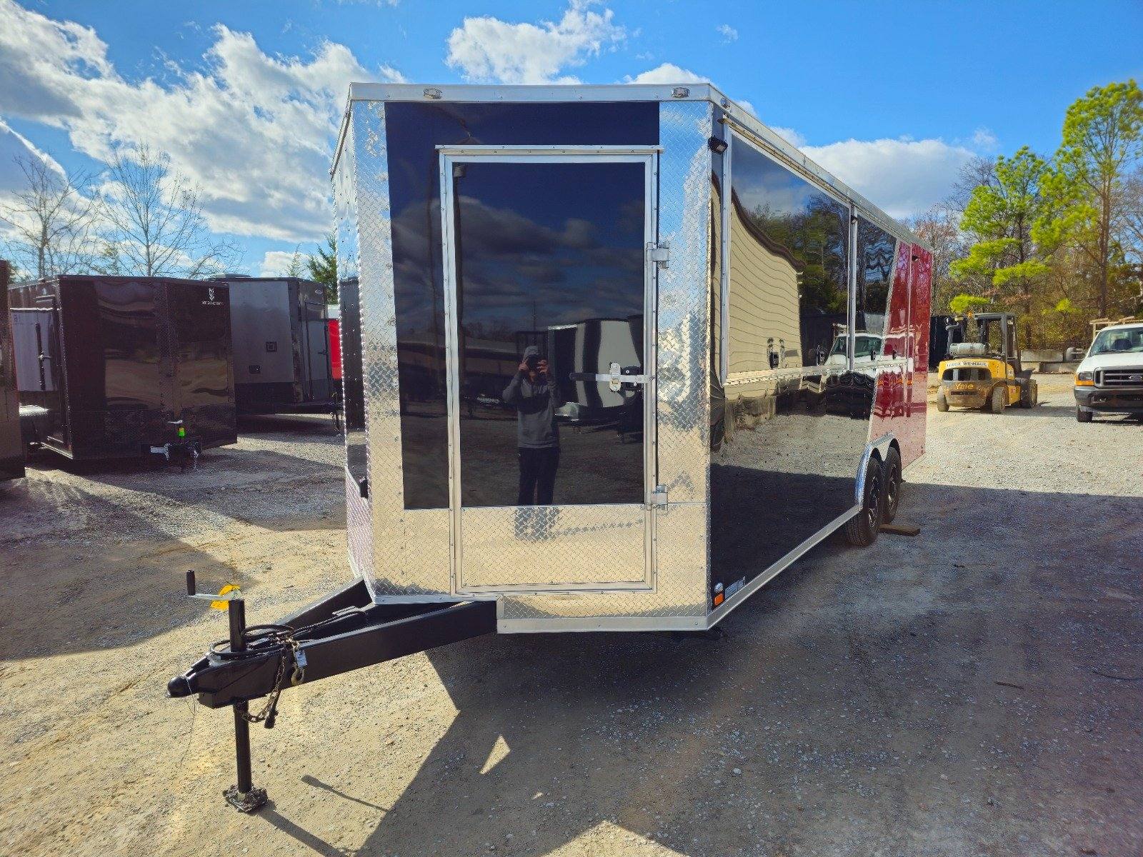 8.5′ X 22′ Red & Black Custom Enclosed Trailer - Image 3