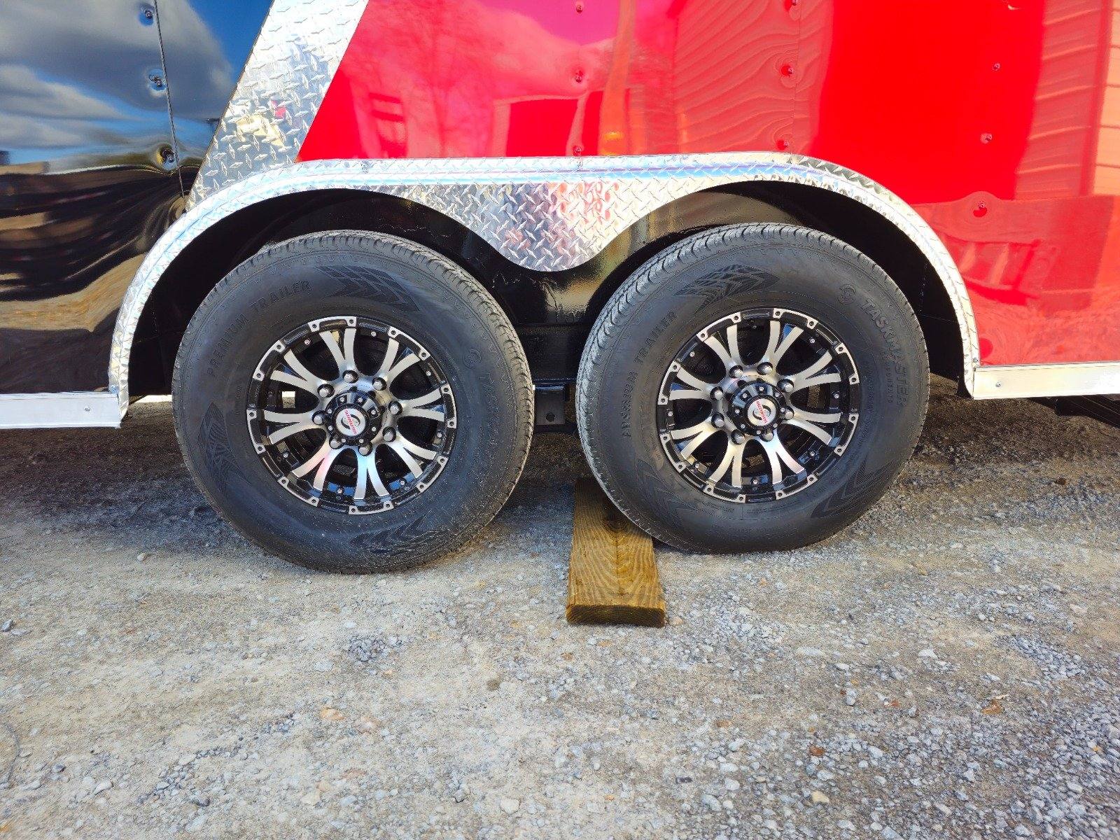 8.5′ X 22′ Red & Black Custom Enclosed Trailer - Image 5