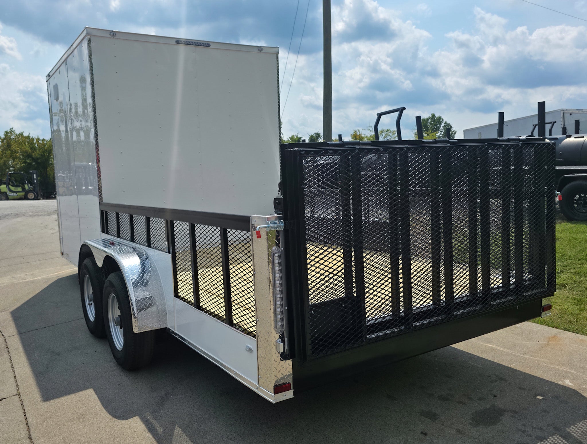 7×18 Hybrid Enclosed Trailer with Side Door (2) 5,200lb Axles Storage - Image 7