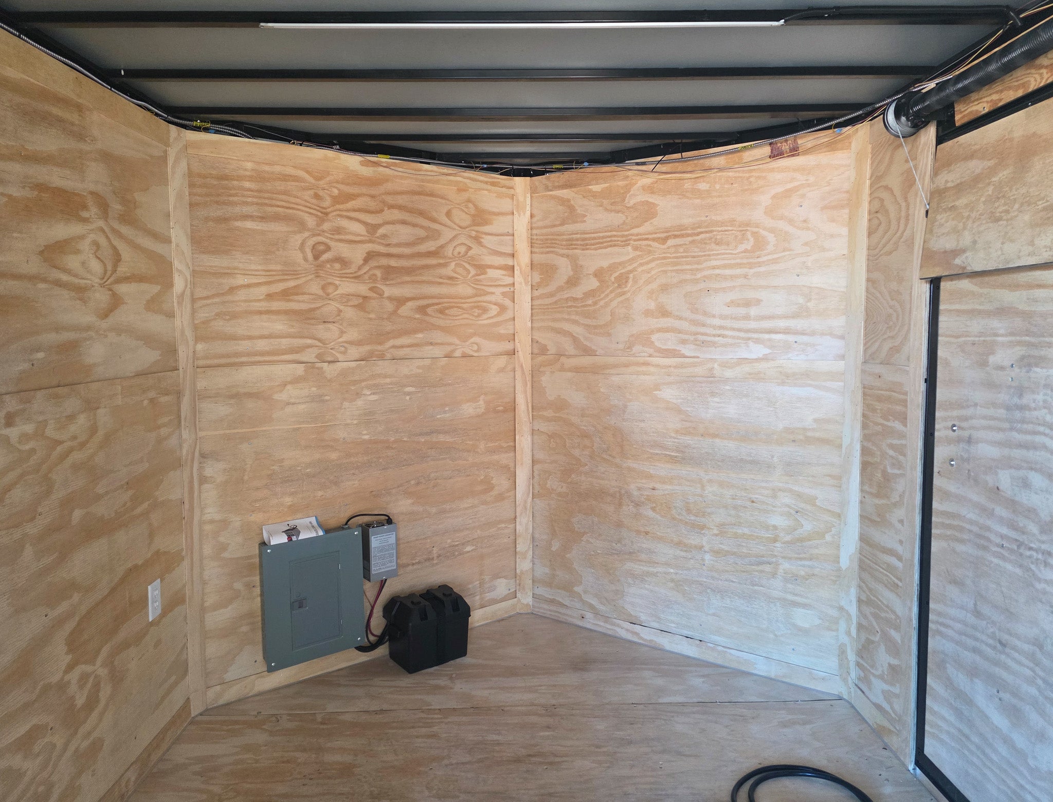 8.5’X24′ Charcoal Enclosed Trailer Hybrid Roof Platform and Equipment Hauler (2) 8000lb Axle - Image 19