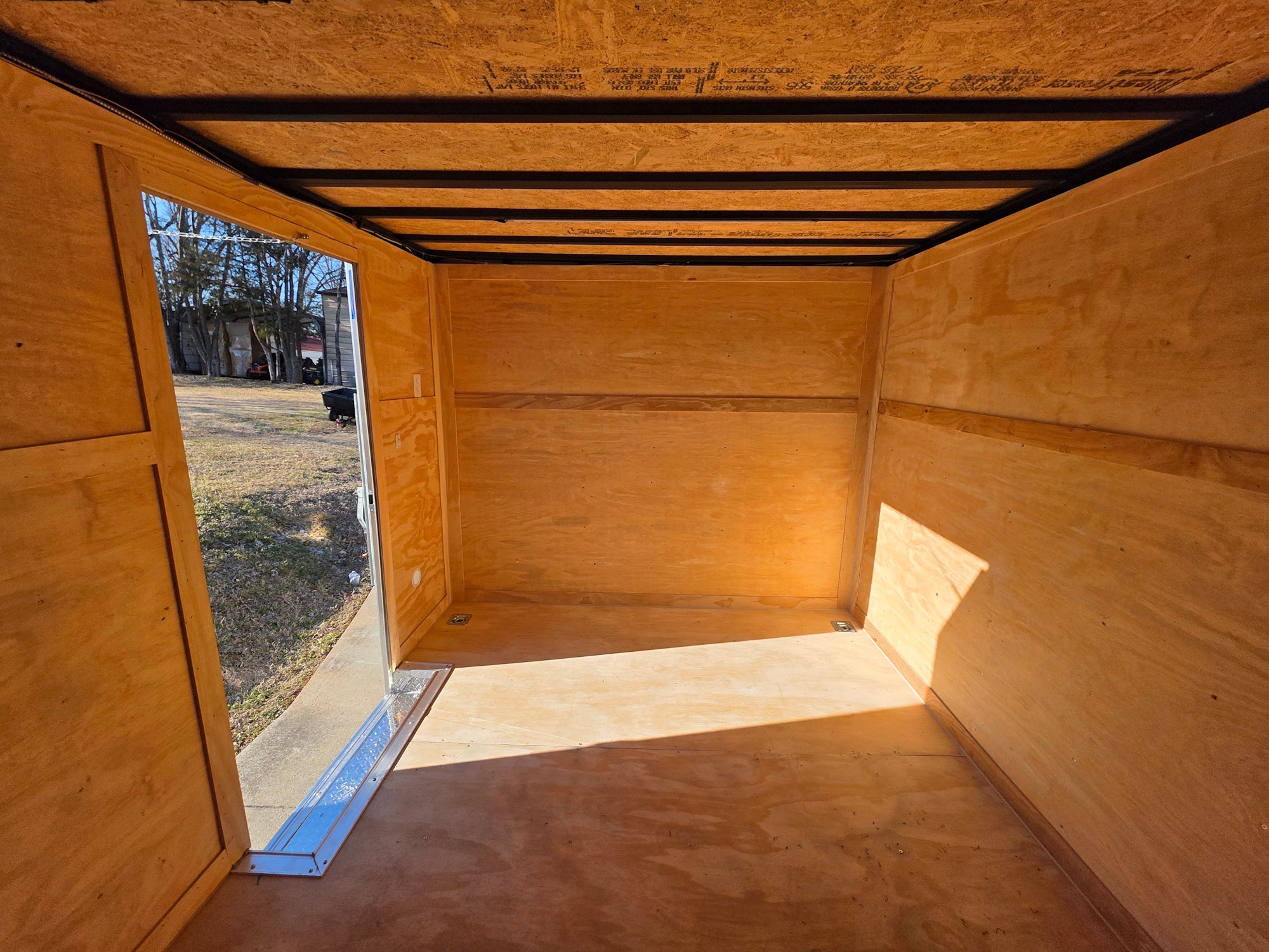 8.5 X 22 Hybrid Enclosed Trailer With 30amp Electric Package (2) 5,200lb Axles - Image 31