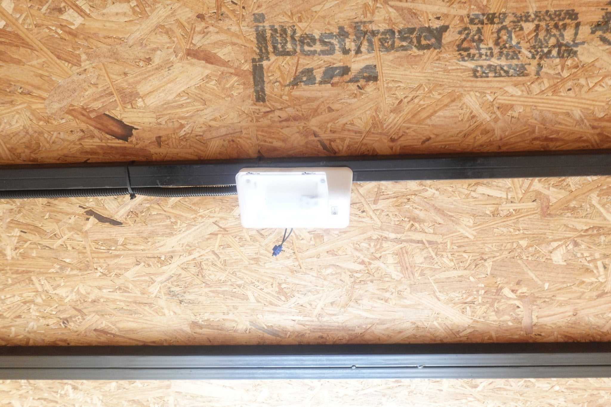 8.5×24 White V-Nose Enclosed Trailer (2) 3500lb Axles 7K GVWR - Image 17