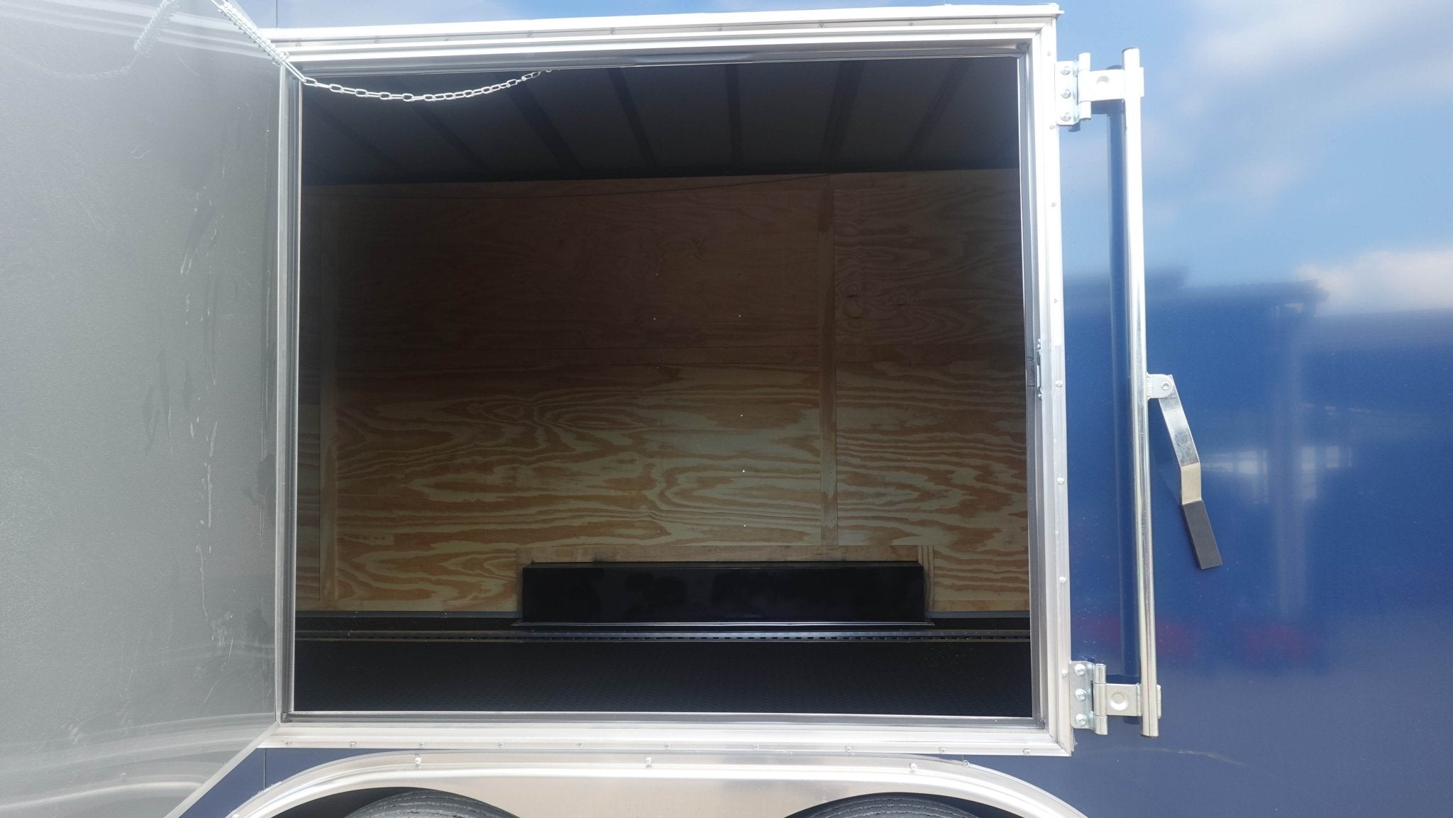 8.5×24 Blue V-Nose Slant Top Enclosed Trailer (2) 5200lb Axles Ladder Racks - Image 7