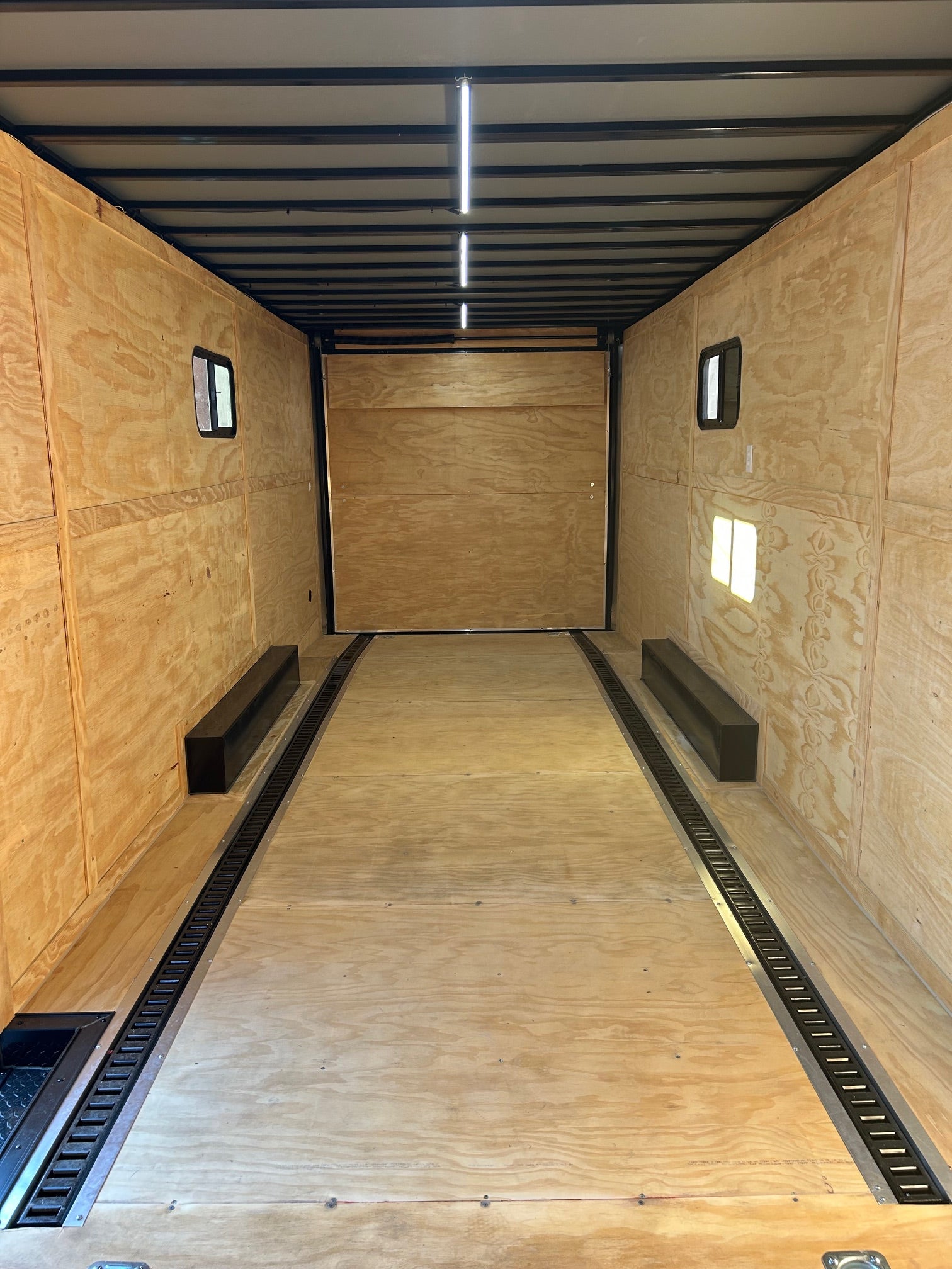 8.5′ X 24′ Cobalt Blue With Blackout Custom Enclosed Trailer - Image 4