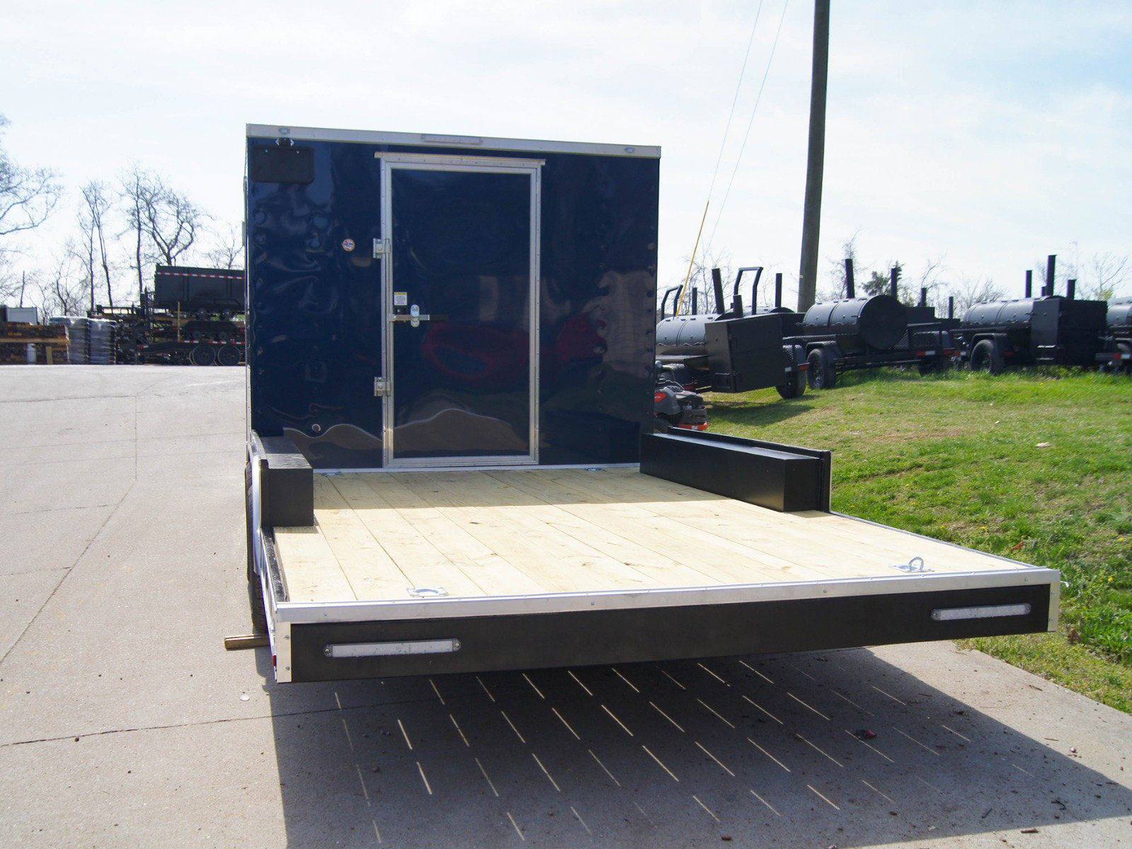 8.5×20 Hybrid Enclosed Trailer with Back Door (2) 5,200lb Axles Storage - Image 6