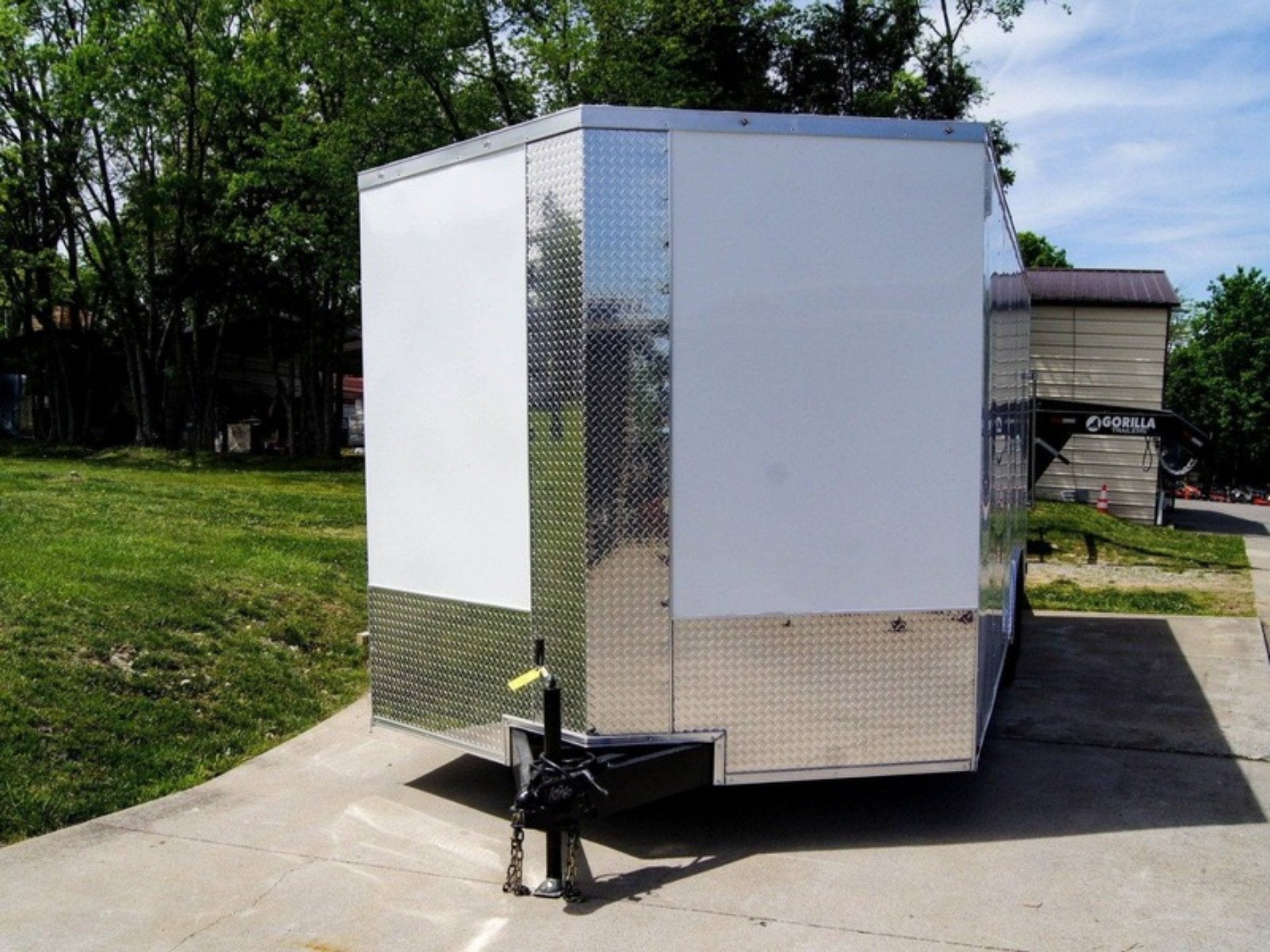 8.5×20 White V-Nose Enclosed Trailer (2) 3500lb Axles - Image 2