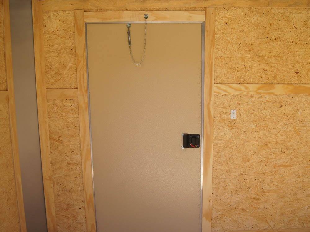 7×18 Hybrid Flat-Nose Enclosed Trailer with 4ft Mesh Deck Storage - Image 14