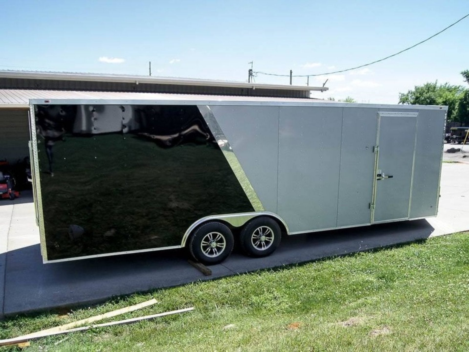 8.5×24 Two Tone-Black/Silver Enclosed Trailer (2) 5200lb Axle Storage - Image 7