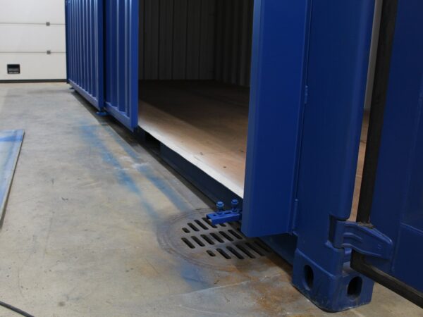 9′ 6” high 20FT high Cube Container - Image 3