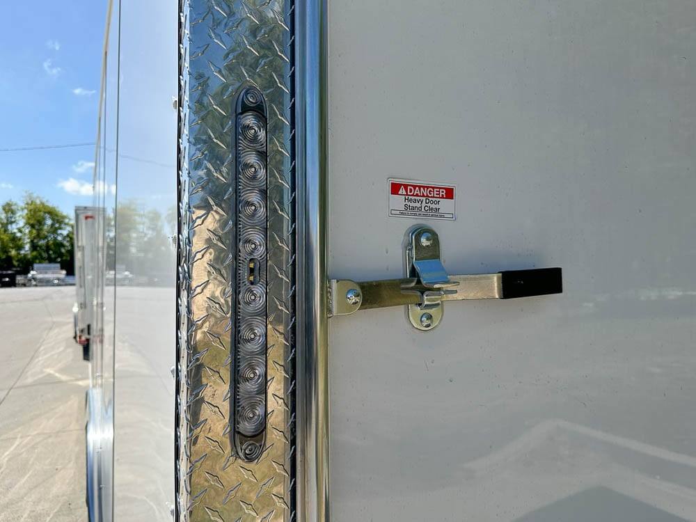 8.5×24 V-Nose Tandem Enclosed Trailer with Elect Pkg A/C and Cabinets - Image 10