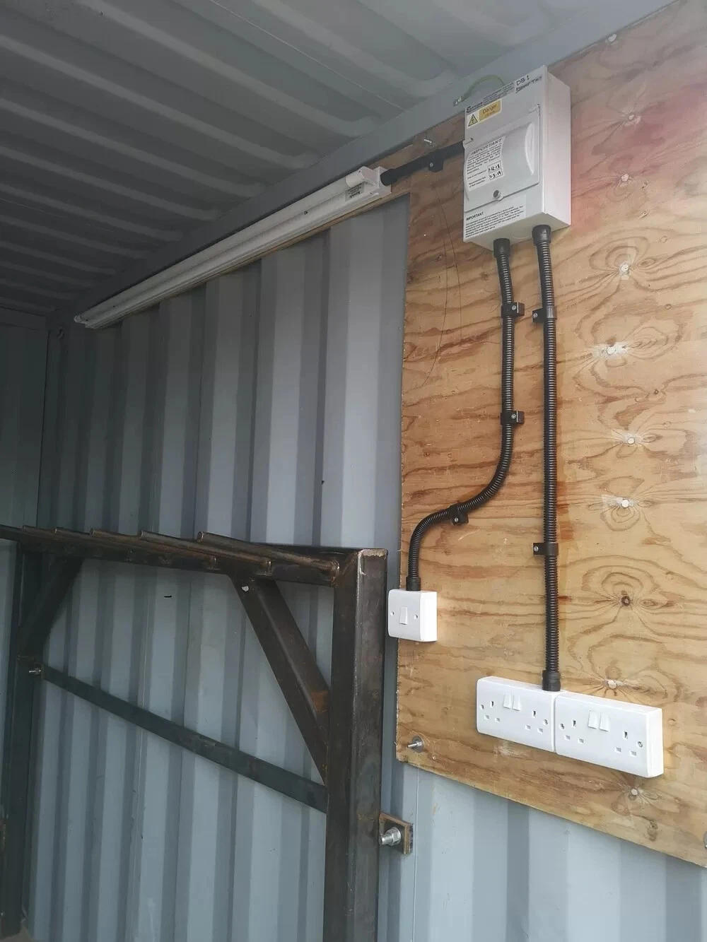 10 ft x 8 ft Rigging Loft / Tackle Store / Steel Storage Container Bespoke - Image 4